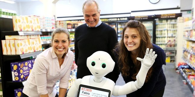 Baru Kerja Seminggu, Robot Fabio Dipecat Dari Supermarket