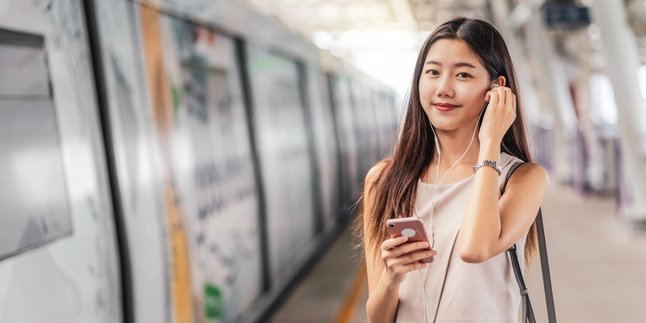 Baru Pertama Kali Kerja di Jakarta? Begini Panduan Naik MRT biar Nggak Kebingungan Sendiri