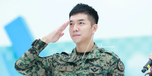 Baru Pulang Wamil, Lee Seung Gi Pastikan Comeback Dalam Drama tvN