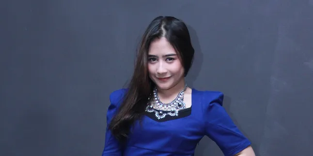 Baru Sembuh Sakit, Prilly Latuconsina Gagal Liburan Baru Sembuh Sakit, Prilly Latuconsina Gagal Liburan