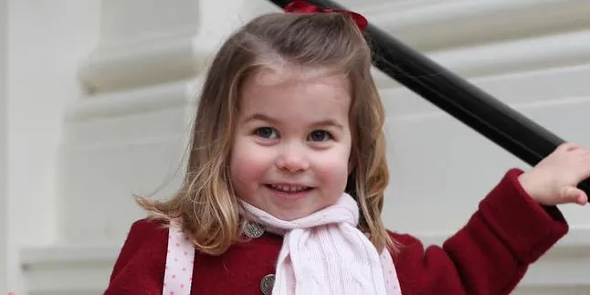 Baru Usia 2 Tahun, Putri Charlotte Sudah Bisa Apa Ya? Baru Usia 2 Tahun, Putri Charlotte Sudah Bisa Apa Ya?