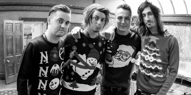Batal Konser, Asking Alexandria Ajak Fans Hangout Bareng