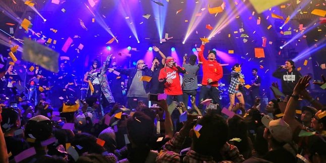 Batman Kasarung, Konser 25 Tahun Iwa K Berkarya Digelar Meriah