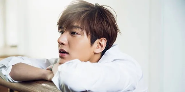 Bawa Pistol dan Pakai Jas, Lee Min Ho Ganteng Banget