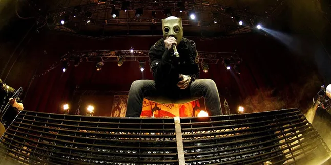 Bawa Potret Ngerinya Kematian, Slipknot Super 'Dark' di 'XIX'
