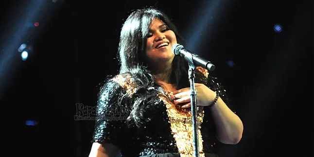 Bawakan Lagu Audy, Shena Malsiana Kurang Spesial Bawakan Lagu Audy, Shena Malsiana Kurang Spesial