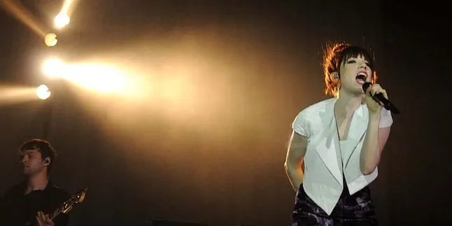 Bawakan Lagu Baru, Carly Rae Jepsen Tampil Perdana di SNL