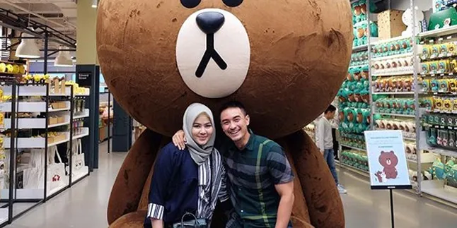 Bayari Belanja Online Istri Dengan Uang Gratifikasi, Zumi Zola Gunakan Cara Ini