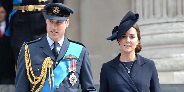 Bayi Kedua Kate Middleton Disambut Meriah Oleh Rakyat Inggris Bayi Kedua Kate Middleton Disambut Meriah Oleh Rakyat Inggris