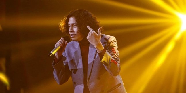 BCL Determines Whiz and Abdurrachman's Fate in the Gala Live Show Round of X Factor Indonesia