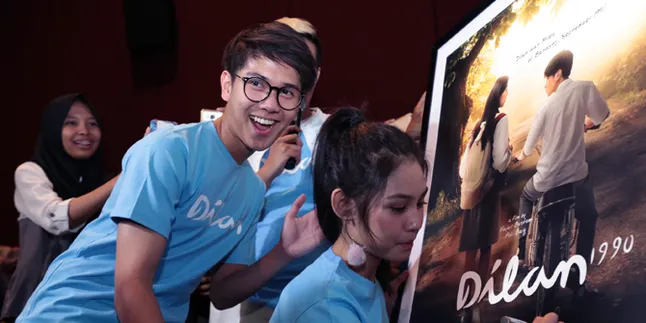 Beban Iqbaal Ramadhan dan Vanesha Prescilla di Film 'DILAN 1990'