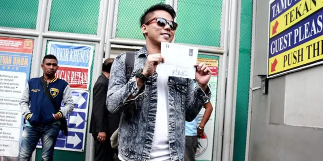 Bebas Bersyarat, Ini Hal Yang Tak Boleh Dilakukan Robby Abbas Bebas Bersyarat, Ini Hal Yang Tak Boleh Dilakukan Robby Abbas
