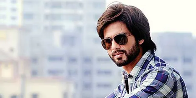 Beda 13 Tahun, Gadis Ini Tak Mau Nikahi Shahid Kapoor