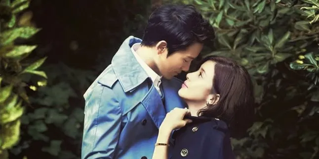 Beda Drama, Ji Sung dan Lee Bo Young Tetap Pamer Kemesraan