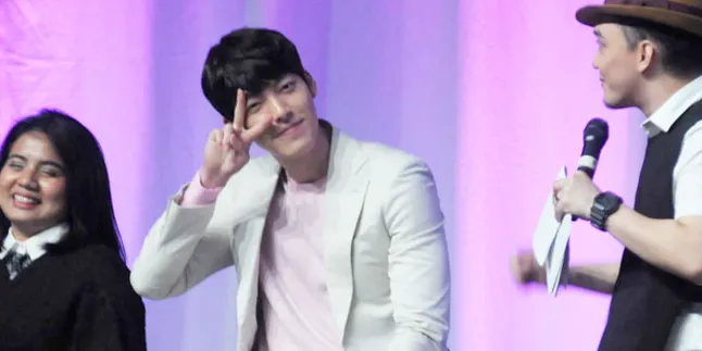 Beda Jauh Dengan Karakter Drama, Kim Woo Bin Aslinya... Beda Jauh Dengan Karakter Drama, Kim Woo Bin Aslinya...