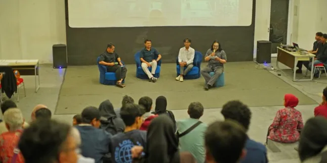 Bedah Film Dokumenter Karya Mahasiswa Universitas Negeri Malang