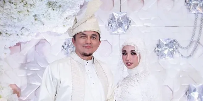 Begini Cara Engku Emran Berterima Kasih ke Penjaga Laudya Cynthia Bella, Manis!