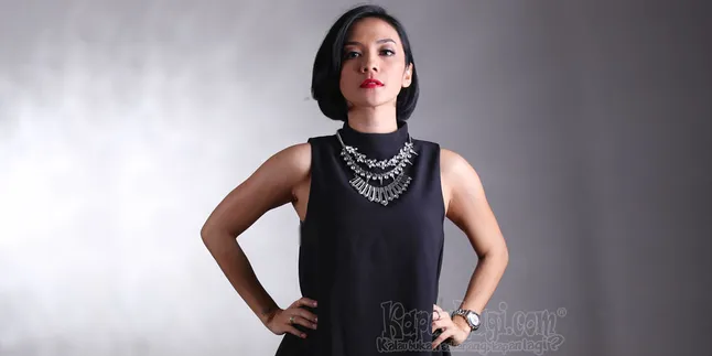 Begini Cara Enno Lerian Mendidik Kedua Anaknya