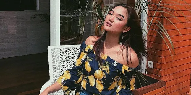 Begini Dandanan Marion Jola Saat Pergi ke Sekolah