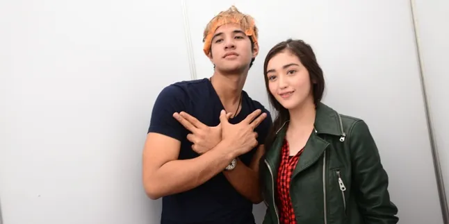 Begini Gaya Pacaran Ammar Zoni - Ranty Maria di Luar Anak Langit Begini Gaya Pacaran Ammar Zoni - Ranty Maria di Luar Anak Langit