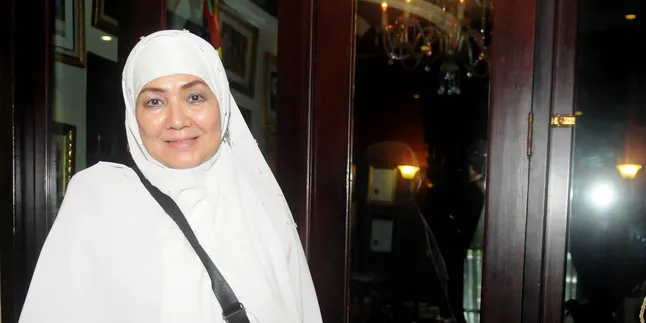 Begini Kesibukan Eva Arnaz Setelah Tak Lagi Aktif Main Film