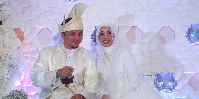 Begini Malam Pertama Laudya Cynthia Bella Usai Menikah Dengan Engku Emran, Romantis Begini Malam Pertama Laudya Cynthia Bella Usai Menikah Dengan Engku Emran, Romantis