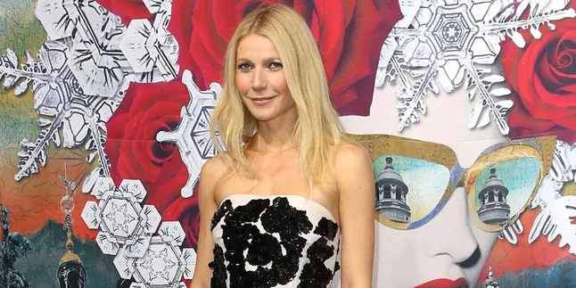 Begini Reaksi Seleb Hollywood Saat Baca Komentar Jahat Dari Fans