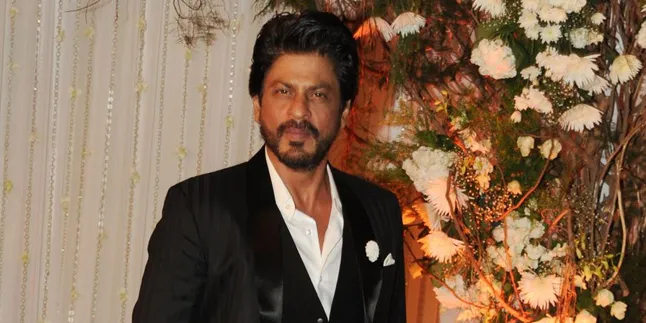 Begini Ruang Santai SRK di Rumahnya, Mewah Nyaman Ada Bartender