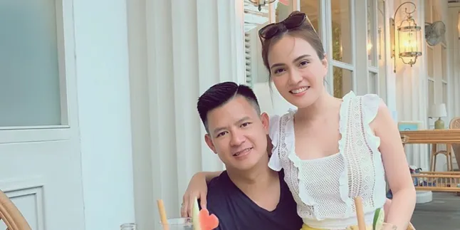Behind The Scene Pemotretan Mesra Shandy Aulia, Sang Suami Gugup Malu-Malu