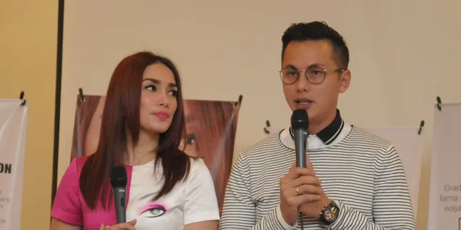 Belajar Dari Usaha Sepatu, Ussy & Andhika Mantap Berbisnis