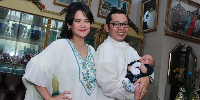 Belajar Urus Anak, Shezy Idris Tanya Om Google