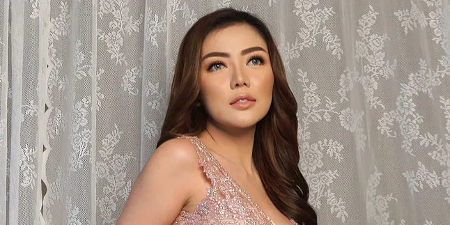 Bella Shofie Akui Lebih Hemat Saat Belanja Baju, Kenapa Sih? Bella Shofie Akui Lebih Hemat Saat Belanja Baju, Kenapa Sih?