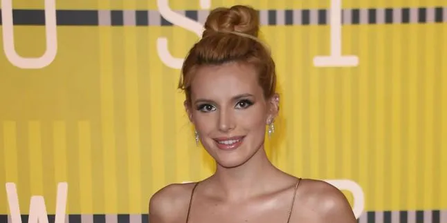Bella Thorne Ungkap Hubungan Yang Sebenarnya Dengan Scott Disick