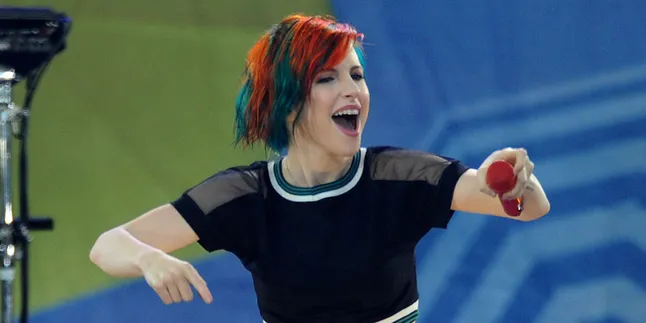 Belum Ada Ide, Hayley Williams Masih Galau Dengan Paramore