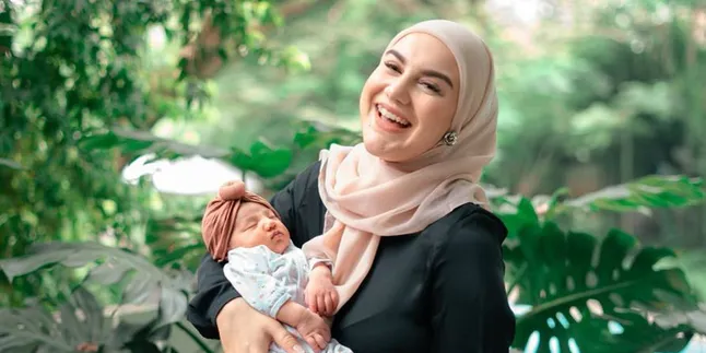 Belum Aktif Syuting, Irish Bella Masih Fokus Urus Anak