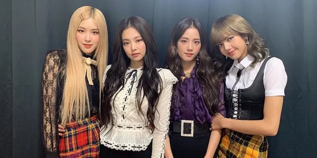 Belum Comeback Juga, Fans Bikin Tagar Agar BLACKPINK Tinggalkan YG Entertainment Belum Comeback Juga, Fans Bikin Tagar Agar BLACKPINK Tinggalkan YG Entertainment