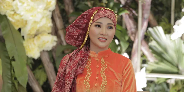 Belum Genap Sebulan, Serwendah Sudah Langsing Kembali Setelah Melahirkan