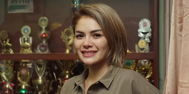 Belum Lama Lepas Hijab, Nikita Mirzani Merasa Bimbang & Tak Pede