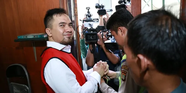 Belum Mau Terbuka, Nama Calon Istri Saipul Jamiell Adalah Annisa? Belum Mau Terbuka, Nama Calon Istri Saipul Jamiell Adalah Annisa?