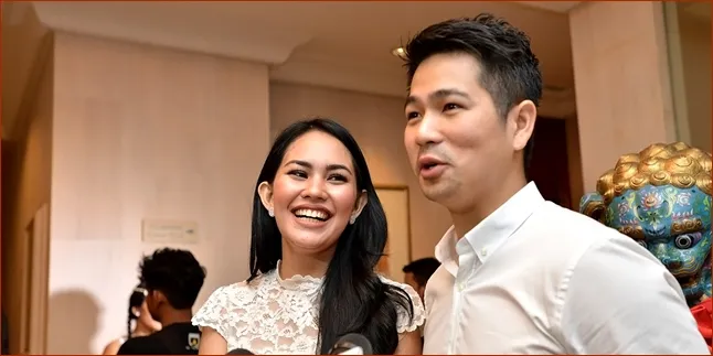 Belum Menikah, Anak Kartika Putri Kini Panggil Erick Papa