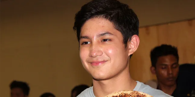 Belum Punya Pacar, Siapa Sih Wanita Idaman Teuku Rassya?
