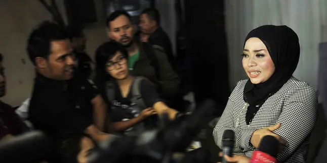 Belum Resmi Cerai, Musdalifah Sudah Bicara Tentang Calon Imamnya? Belum Resmi Cerai, Musdalifah Sudah Bicara Tentang Calon Imamnya?