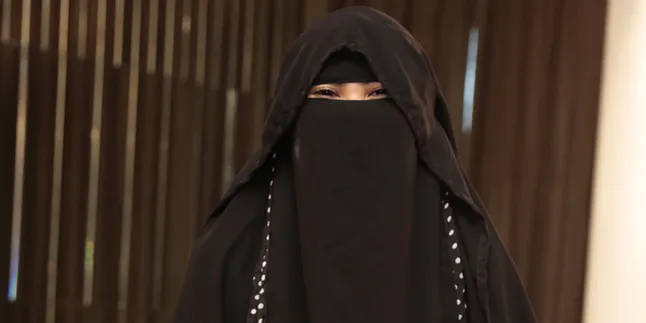 Belum Sah Cerai Dengan Caisar, Indadari Ngebet Nikah Lagi Belum Sah Cerai Dengan Caisar, Indadari Ngebet Nikah Lagi