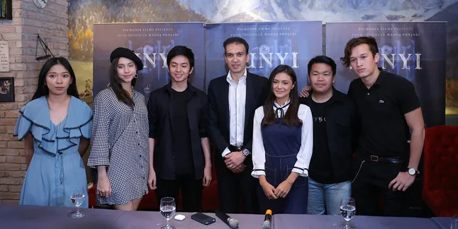 Belum Tayang, Adaptasi Indonesia 'WHISPERING CORRIDORS' Sudah Dibeli Banyak Negara