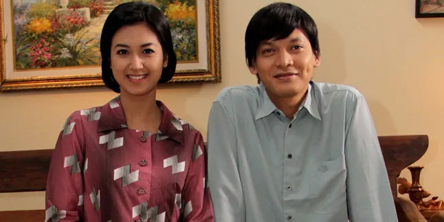 Ben Joshua & Sylvia Fully Pamer Kemesraan di 'JOKOWI ADALAH KITA'