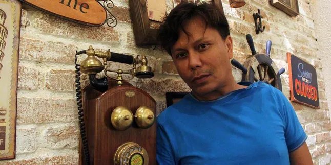 Benny Simanjuntak Orbitkan Penyanyi 'Naturalisasi' Dari Amerika Benny Simanjuntak Orbitkan Penyanyi 'Naturalisasi' Dari Amerika