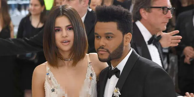 Bentuk Dukungan The Weeknd Untuk Selena Gomez, Manis
