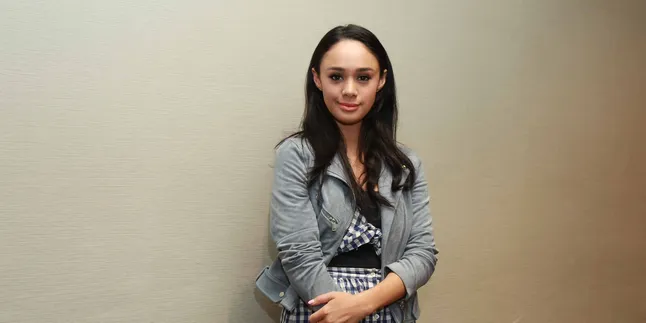 Beradegan Laga Dalam 'DOYOK, OTOY, ALI ONCOM', Brianna Simorangkir Tanpa Stuntman Beradegan Laga Dalam 'DOYOK, OTOY, ALI ONCOM', Brianna Simorangkir Tanpa Stuntman