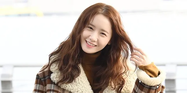 Berangkat ke Macao, Yoona SNSD Cantik dengan Rambut Keriting