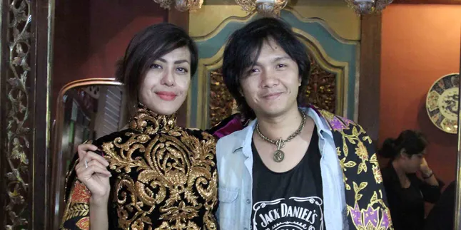 Berangkat ke Yerussalem, Alex dan Novita Bakal Bawa Ini